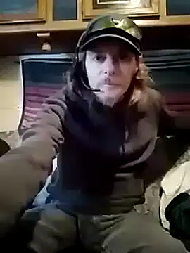 truckerlove69 online show from December 2024 08:00:02 PM