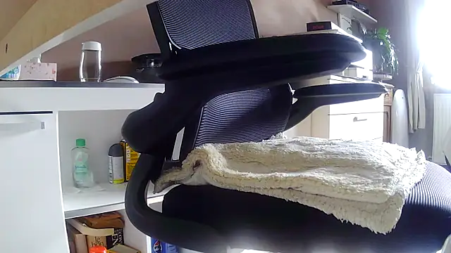 suedel65 online show from March 2026 02:50:01 PM