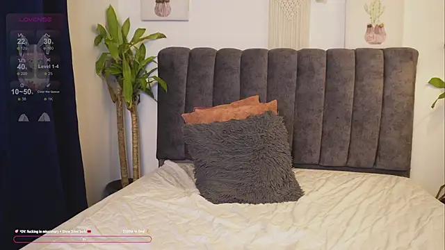 bunnycuteshy online show from March 2025 04:11:02 PM