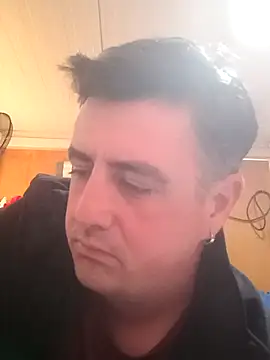 Snapshot of asil1710 chatting on February 2025 10:27:02 AM asil1710 online show from February 2025 10:27:02 AM