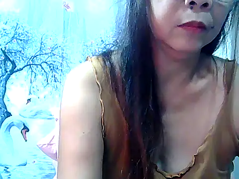 urwife tobe online show from October 2025 01:43:02 PM