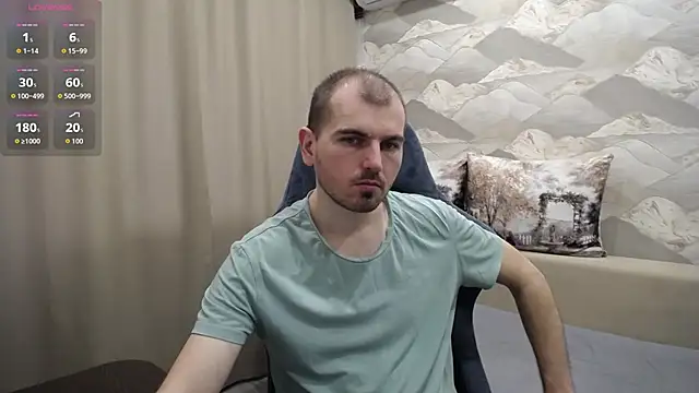 Snapshot of SerzhKorol1 chatting on June 2026 08:27:02 AM SerzhKorol1 online show from June 2026 08:27:02 AM