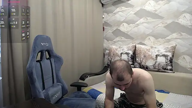Snapshot of SerzhKorol1 chatting on June 2026 08:18:02 AM SerzhKorol1 online show from June 2026 08:18:02 AM