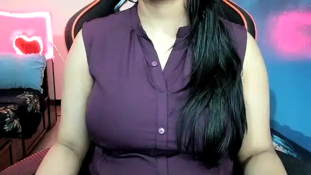 Snapshot of South_indian_tickly chatting on January 2025 02:33:01 AM South indian tickly online show from January 2025 02:33:01 AM