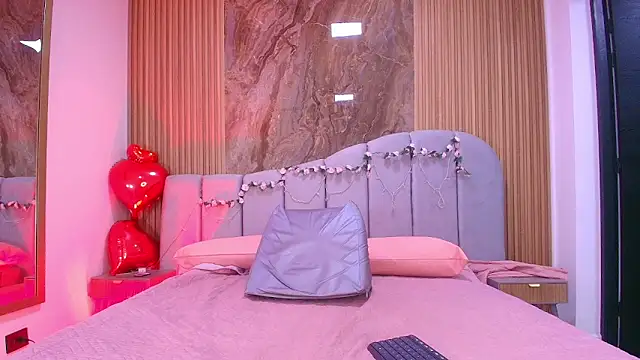 arletmss online show from March 2026 03:12:01 AM