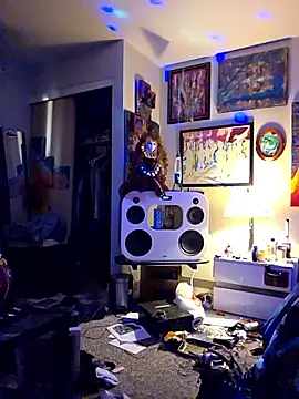 Vonniecd online show from April 2026 06:09:01 AM