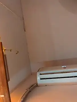  IRRESISTIBLE  online show from April 2026 08:22:01 PM