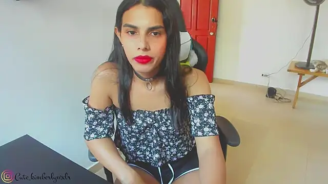 Snapshot of Kim_Wexler chatting on January 2025 07:15:01 PM Kim Wexler online show from January 2025 07:15:01 PM