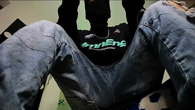 Snapshot of Samuel_Suarez chatting on February 2026 06:26:01 AM Samuel Suarez online show from February 2026 06:26:01 AM