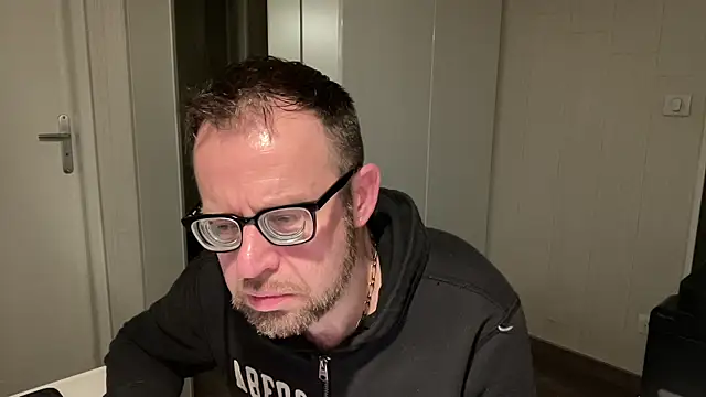 FABIOGLASSES online show from February 2025 12:17:01 AM