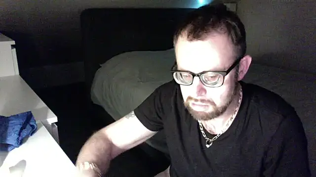 FABIOGLASSES online show from February 2025 02:23:01 AM