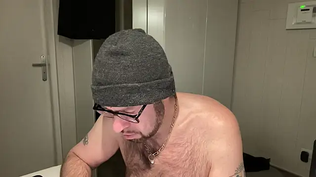 FABIOGLASSES online show from January 2026 10:02:02 PM