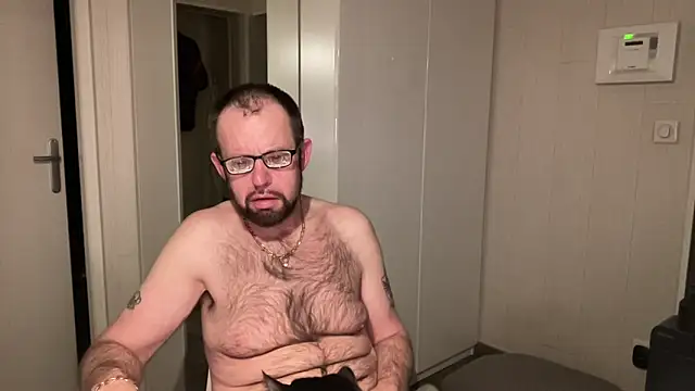 FABIOGLASSES online show from March 2026 02:37:02 AM