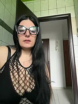 Mary Hot  online show from February 2026 11:11:01 AM