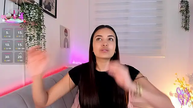 aisha es online show from February 2026 11:03:01 PM