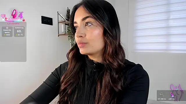 Snapshot of aisha_es chatting on May 2026 09:21:02 PM aisha es online show from May 2026 09:21:02 PM