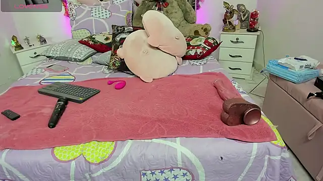 Karly moon online show from December 2024 05:36:01 AM