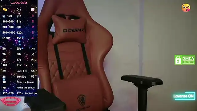 Goddes Queen online show from October 2025 01:52:01 PM