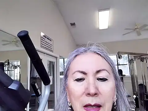 Snapshot of EvaRobinson chatting on January 2025 07:04:01 PM EvaRobinson online show from January 2025 07:04:01 PM