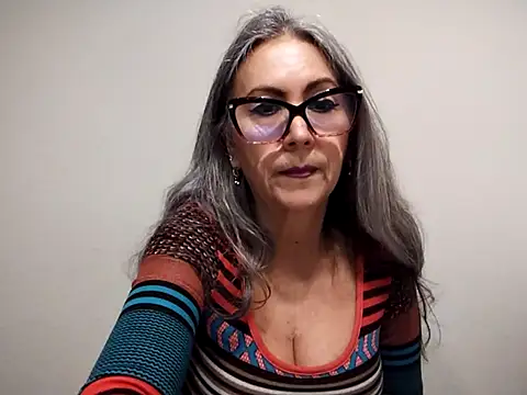 Snapshot of EvaRobinson chatting on January 2025 06:34:02 PM EvaRobinson online show from January 2025 06:34:02 PM