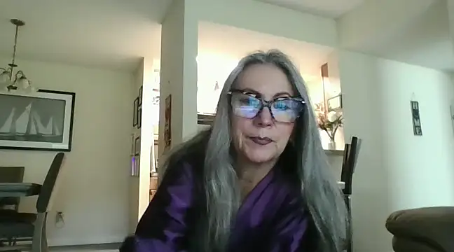 Snapshot of EvaRobinson chatting on February 2025 06:00:01 PM EvaRobinson online show from February 2025 06:00:01 PM