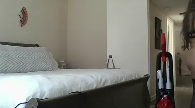 Snapshot of EvaRobinson chatting on February 2025 04:57:01 PM EvaRobinson online show from February 2025 04:57:01 PM