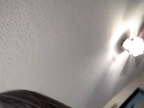 Snapshot of EvaRobinson chatting on February 2025 05:02:02 AM EvaRobinson online show from February 2025 05:02:02 AM