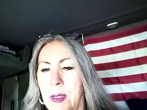 Snapshot of EvaRobinson chatting on March 2025 11:36:02 PM EvaRobinson online show from March 2025 11:36:02 PM