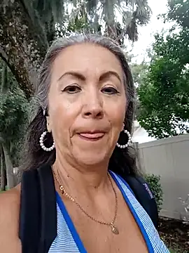 Snapshot of EvaRobinson chatting on October 2025 03:33:01 PM EvaRobinson online show from October 2025 03:33:01 PM