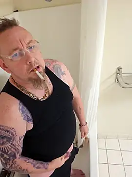 Snapshot of Littledick007007 chatting on September 2025 12:45:01 AM Littledick007007 online show from September 2025 12:45:01 AM