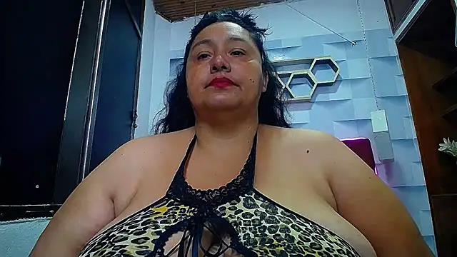 TistMature online show from March 2025 01:04:02 PM