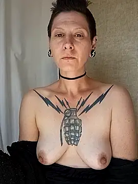 Snapshot of Dark_Obsessions chatting on March 2026 06:45:02 PM Dark Obsessions online show from March 2026 06:45:02 PM