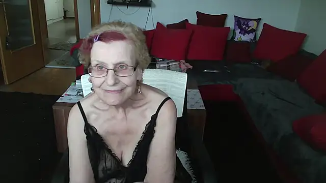 HeisseomaOriginal online show from February 2025 02:16:02 PM