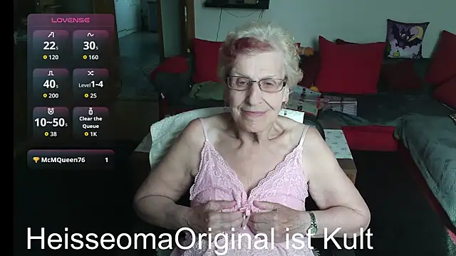 Snapshot of HeisseomaOriginal chatting on June 2026 07:10:01 AM HeisseomaOriginal online show from June 2026 07:10:01 AM