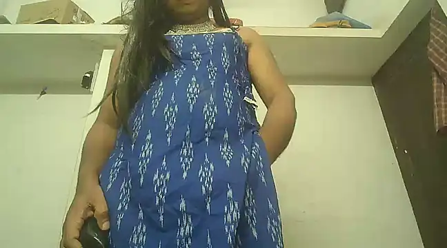 Snapshot of Akhilamolu_the_transsissy chatting on January 2025 06:24:02 PM Akhilamolu the transsissy online show from January 2025 06:24:02 PM