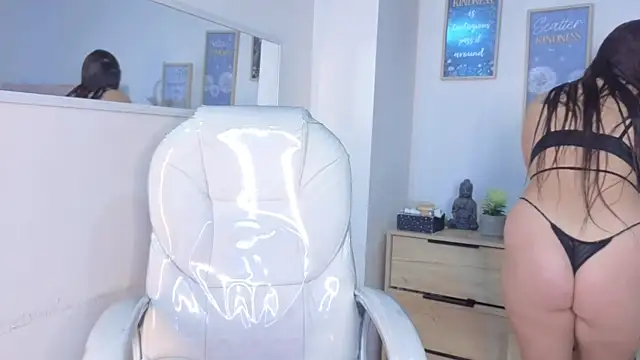 Snapshot of bluee_hazell chatting on November 2025 11:20:02 AM bluee hazell online show from November 2025 11:20:02 AM