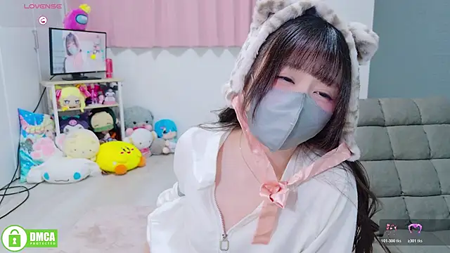 -M Hinano  online show from April 2026 02:04:02 PM