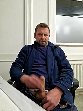 Snapshot of Mjn34 chatting on March 2025 06:58:02 AM Mjn34 online show from March 2025 06:58:02 AM