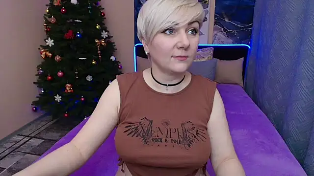 BlondPearl online show from January 2026 05:38:02 PM