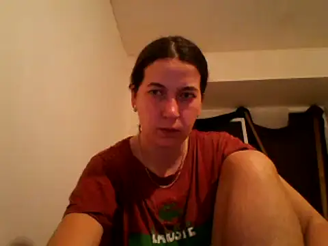 Snapshot of Tamilashaa chatting on February 2025 07:00:01 PM Tamilashaa online show from February 2025 07:00:01 PM