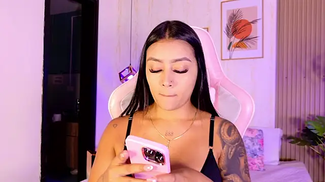 CameronCollins  online show from March 2026 08:48:01 PM