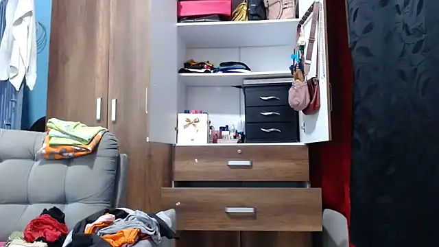 sabrinagee321930 online show from March 2025 11:18:02 AM