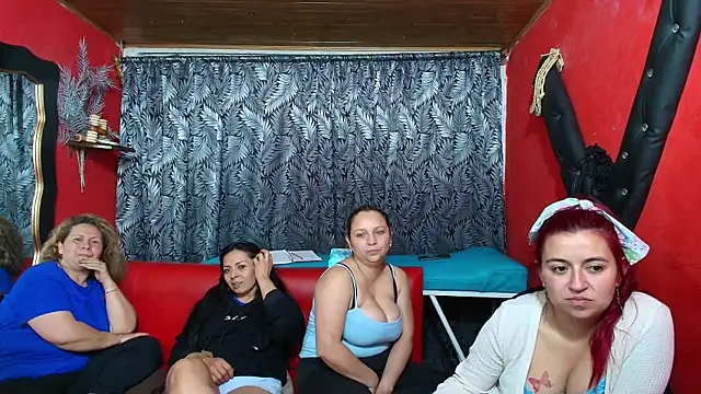 lesbiancuple online show from March 2025 03:46:02 AM