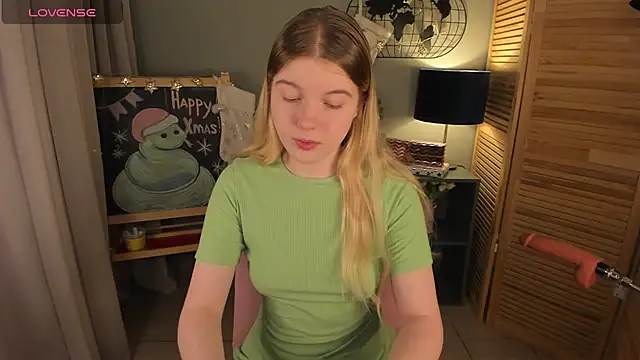 ohmyJuliet online show from December 2024 02:23:02 AM