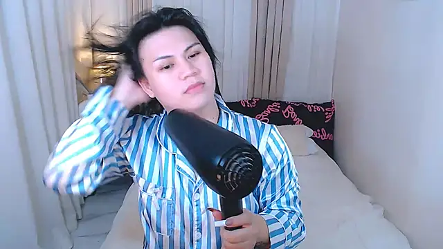 Mimi Cums online show from November 2025 04:25:01 AM