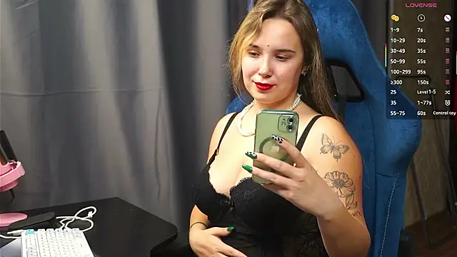 Snapshot of Sandra_SW_ chatting on February 2026 12:57:01 PM Sandra SW online show from February 2026 12:57:01 PM