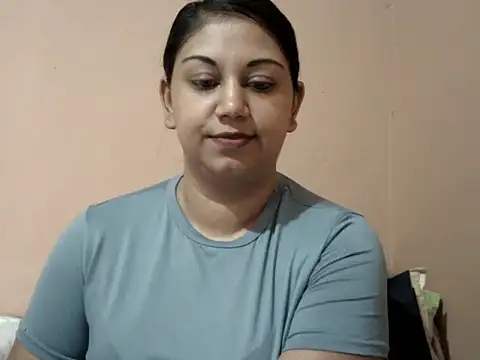 bellachow10 online show from February 2026 06:22:01 AM