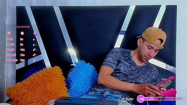 Snapshot of petter_coleman_ chatting on January 2025 06:38:01 AM petter coleman online show from January 2025 06:38:01 AM