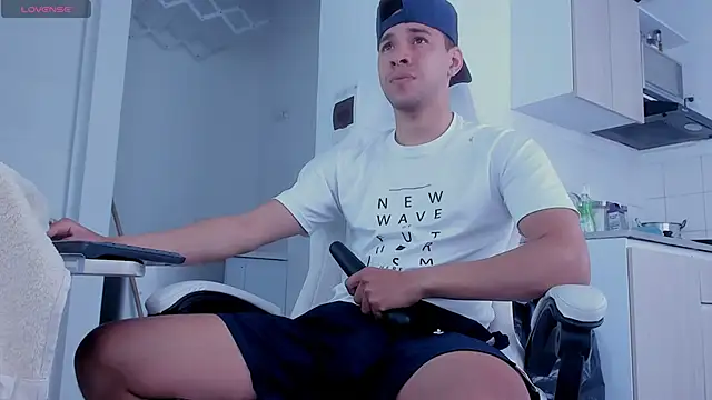 Snapshot of petter_coleman_ chatting on February 2025 05:20:02 PM petter coleman online show from February 2025 05:20:02 PM