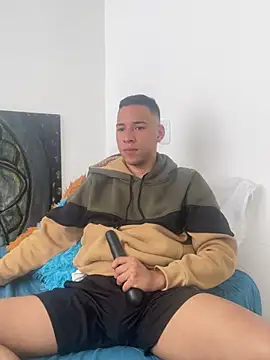 Snapshot of petter_coleman_ chatting on March 2025 04:11:01 PM petter coleman online show from March 2025 04:11:01 PM